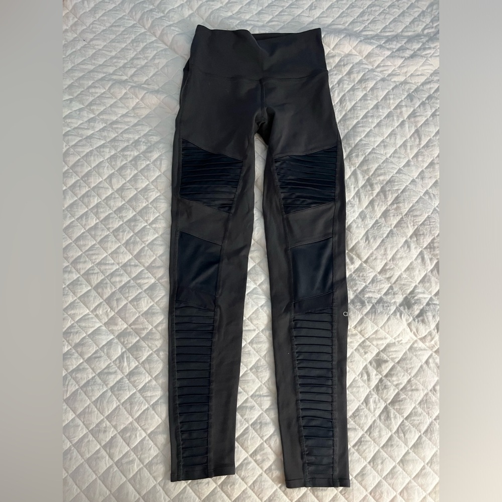 Alo High Waist Moto Leggings Size Medium